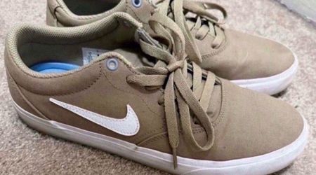 Men Nike Size 9