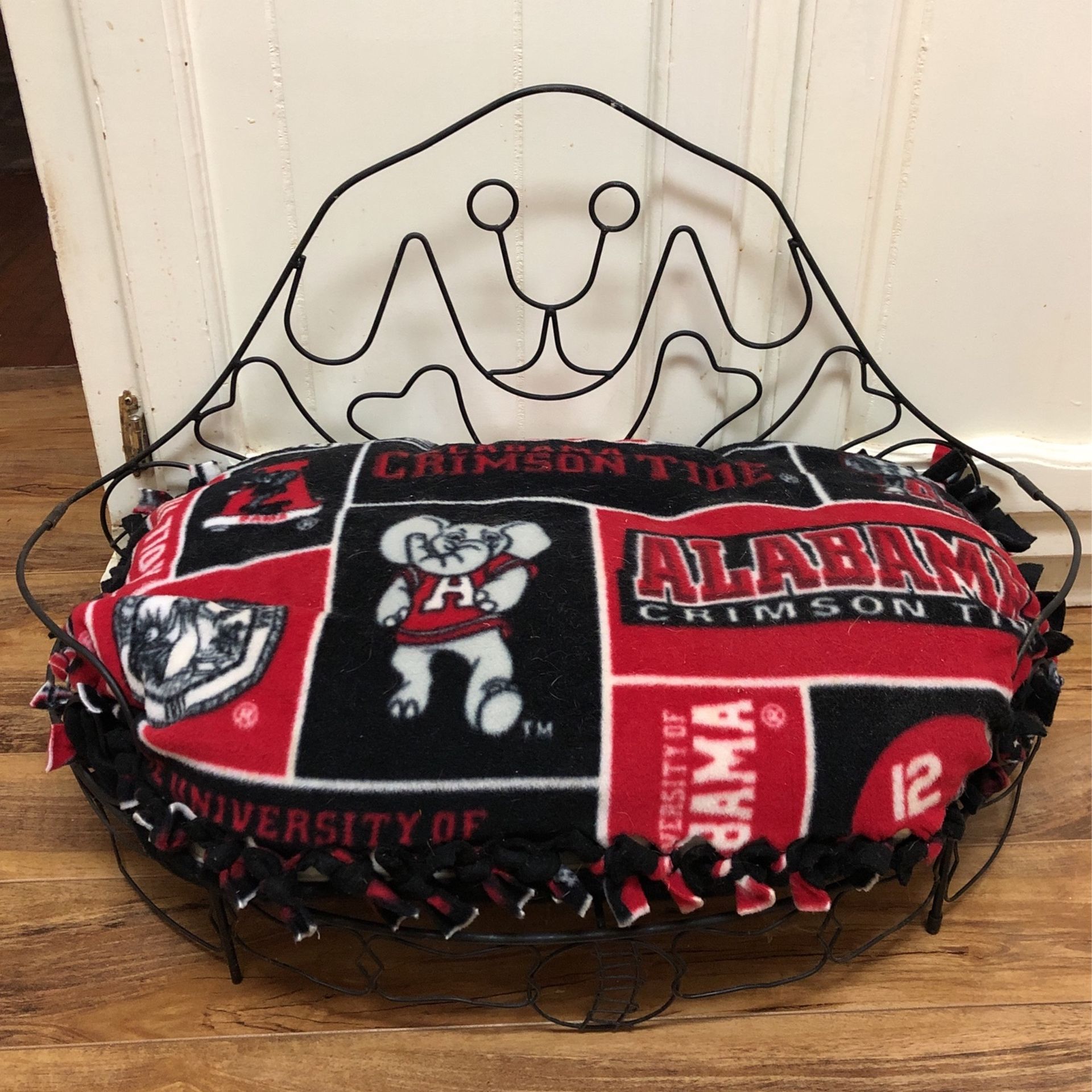 Wire Dog Bed