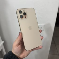 iPhone 12 Pro Max Gold 128GB – Unlocked – Excellent Condition