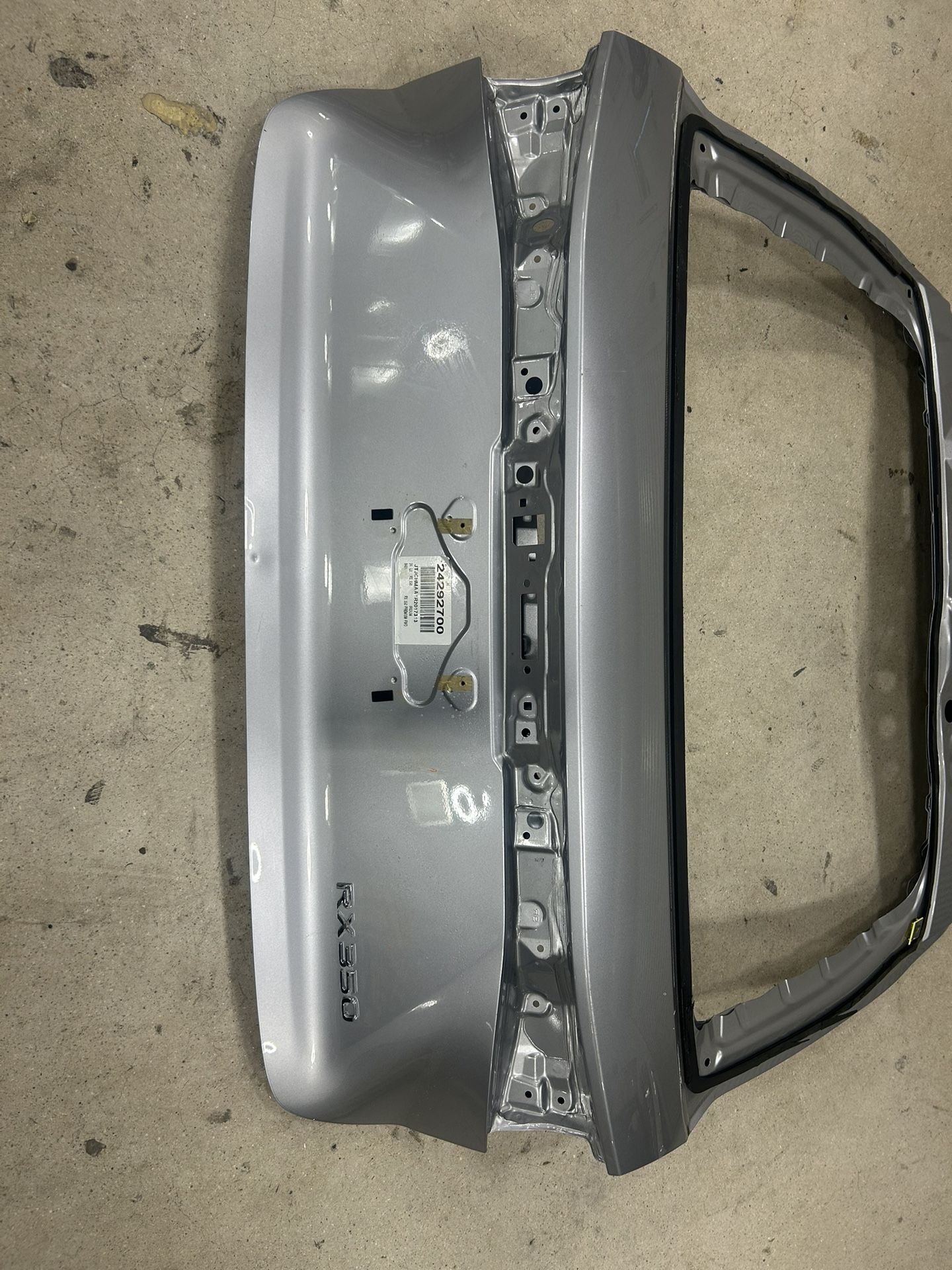 Lexus RX350 Lift Gate 23 24 25 Littler Dent