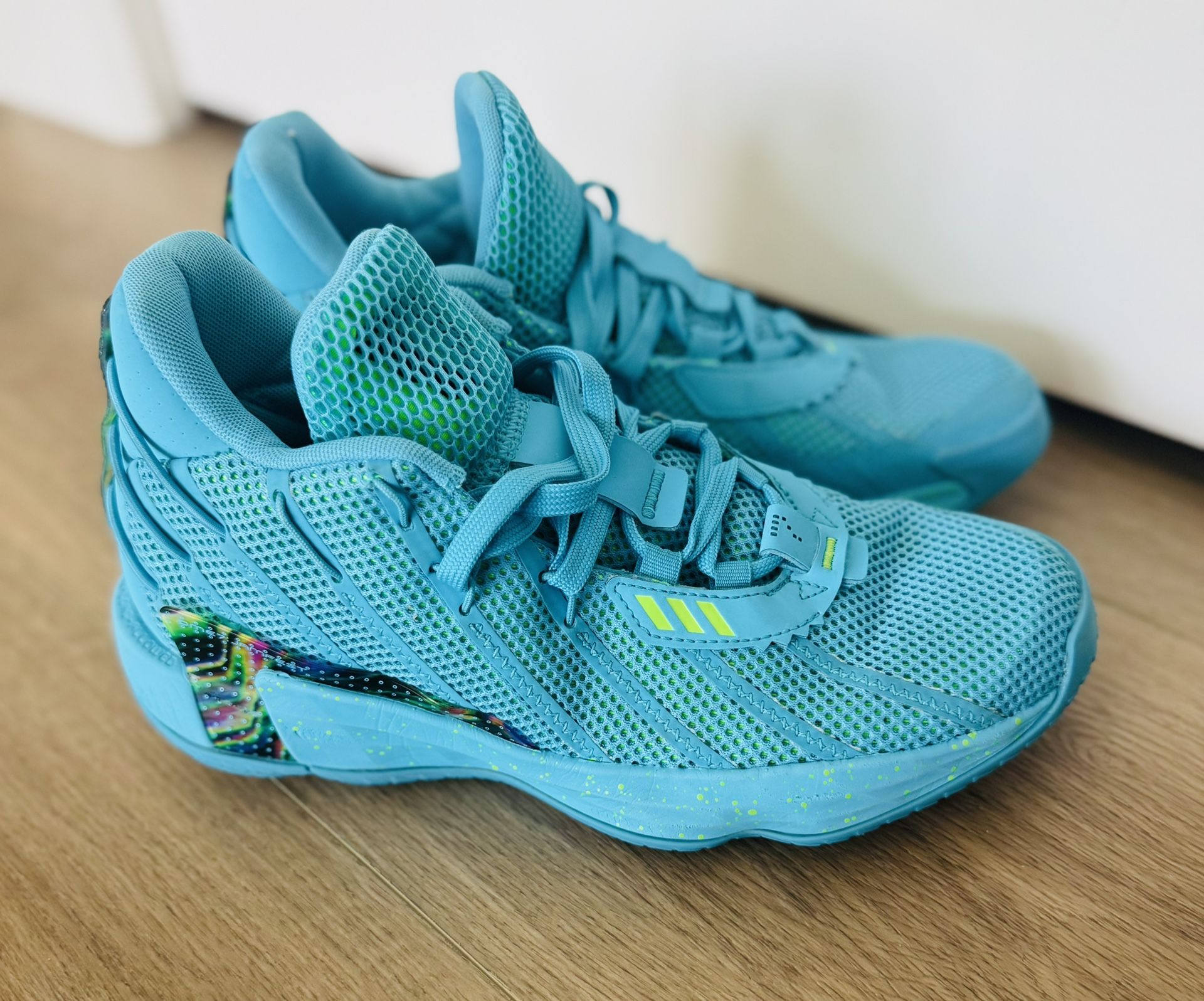 Adidas Size 7
