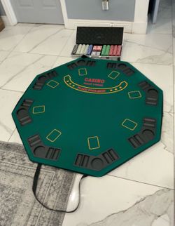 Octagon Folding Poker Table for 8 Players & 500-piece poker chip set housed in an aluminum carrying