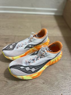 Saucony Endorphin Pro 4 Marathon Shoe Size 11.5