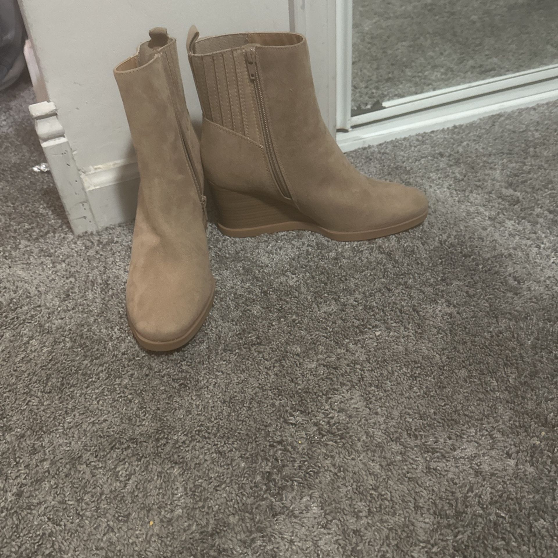 Tan ankle boot