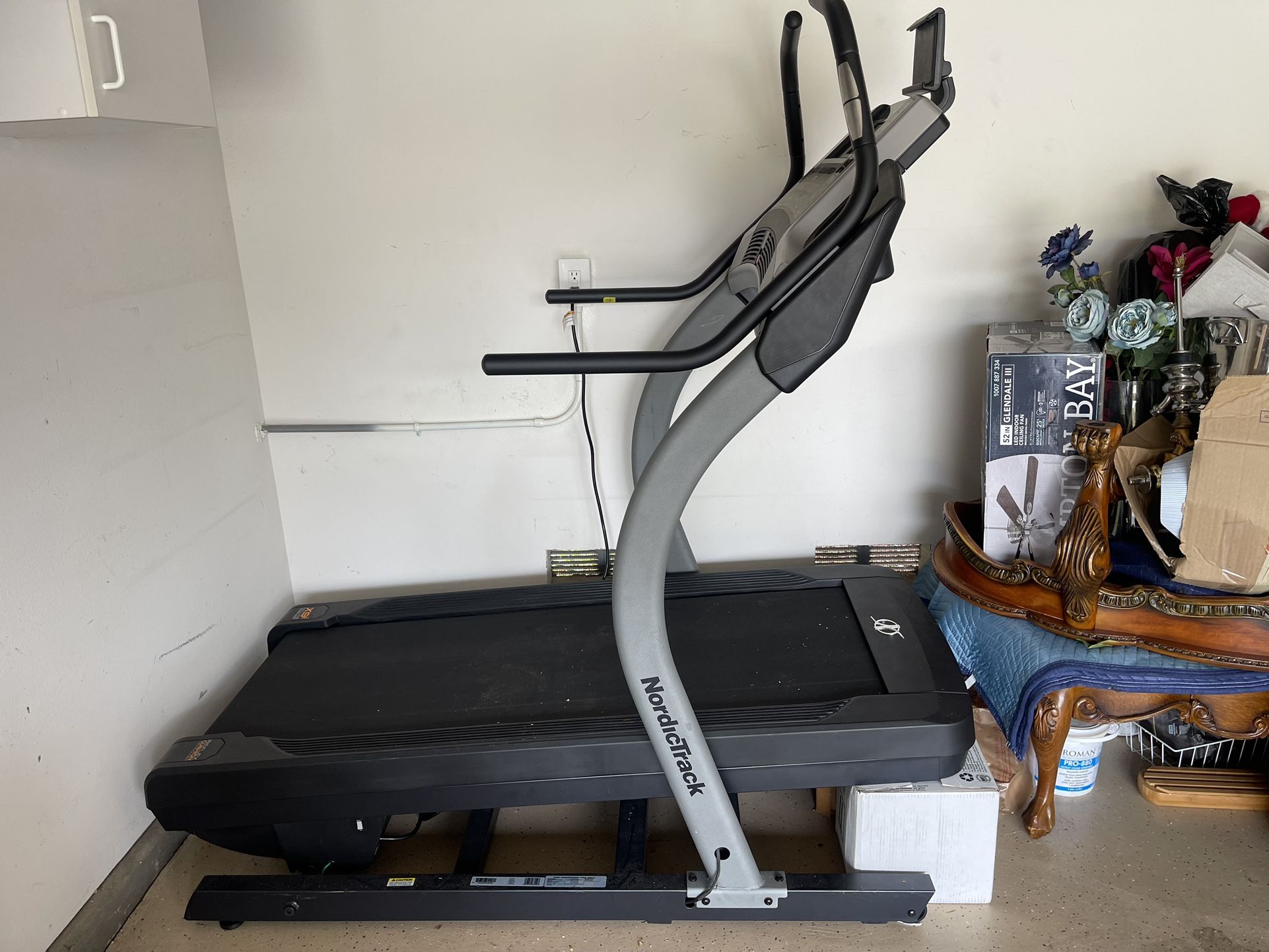 Nordictrack X9I Incline treadmill 