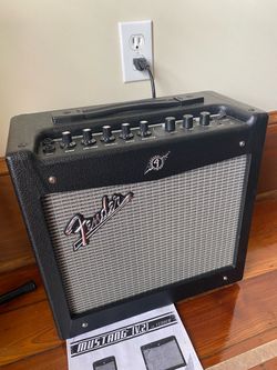 Fender Mustang V.2 Guitar Amplifier