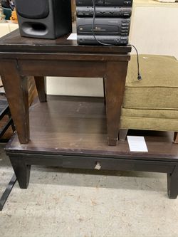 End table and coffee table set