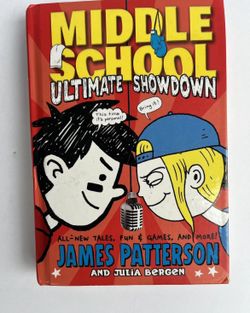 Middle School: Ultimate Showdown by Julia Bergen