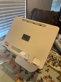 Oatsbase White Tablet/Book Stand