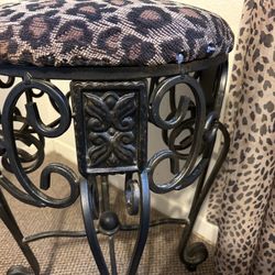 Heavy Iron Vanity Stool 