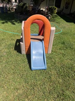 Step2 Kangaroo Climber Toddler Slide & Activity Gym