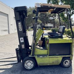 Clark Forklift