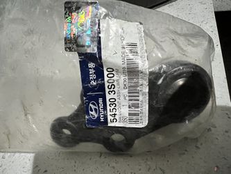 Hyundai Left Lower Ball Joint And Outer Tie Rod End