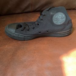 Women Converse Size 7