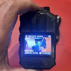 1296P Police Body Camera with 2 Inch Display, Night Vision, Waterproof Built in 128GB Memory

New 