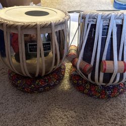 Tabla Like New