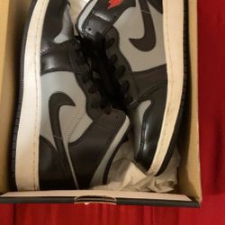 Jordan 1 Mid Shadow