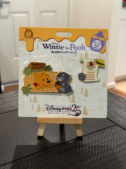 Winnie the Pooh Hundred Acre Woods Series 11/12 pin