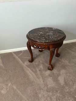 2 round end tables