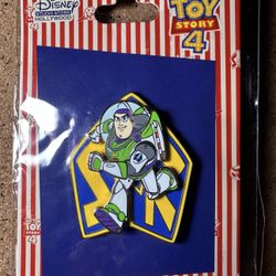 DSSH DSF Buzz Toy Story 4 LE 300 Disney Pin 135171