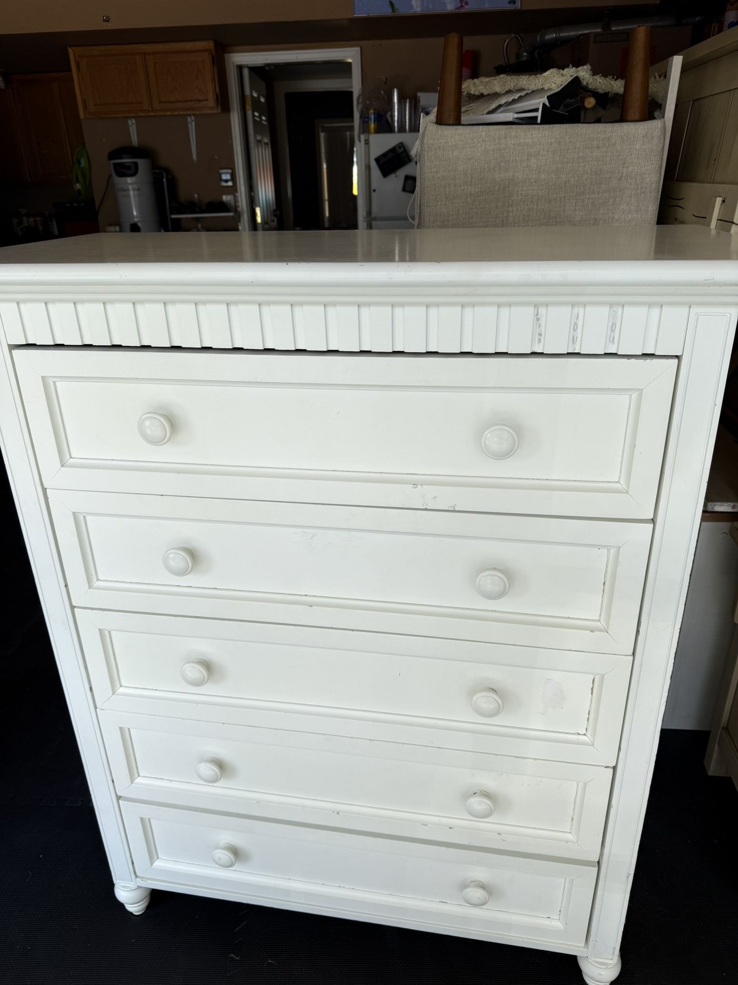 Dresser
