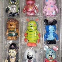 Lot Of Disney Vinylmations 