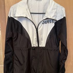 Women’s Size XS Guess Windbreaker Used 