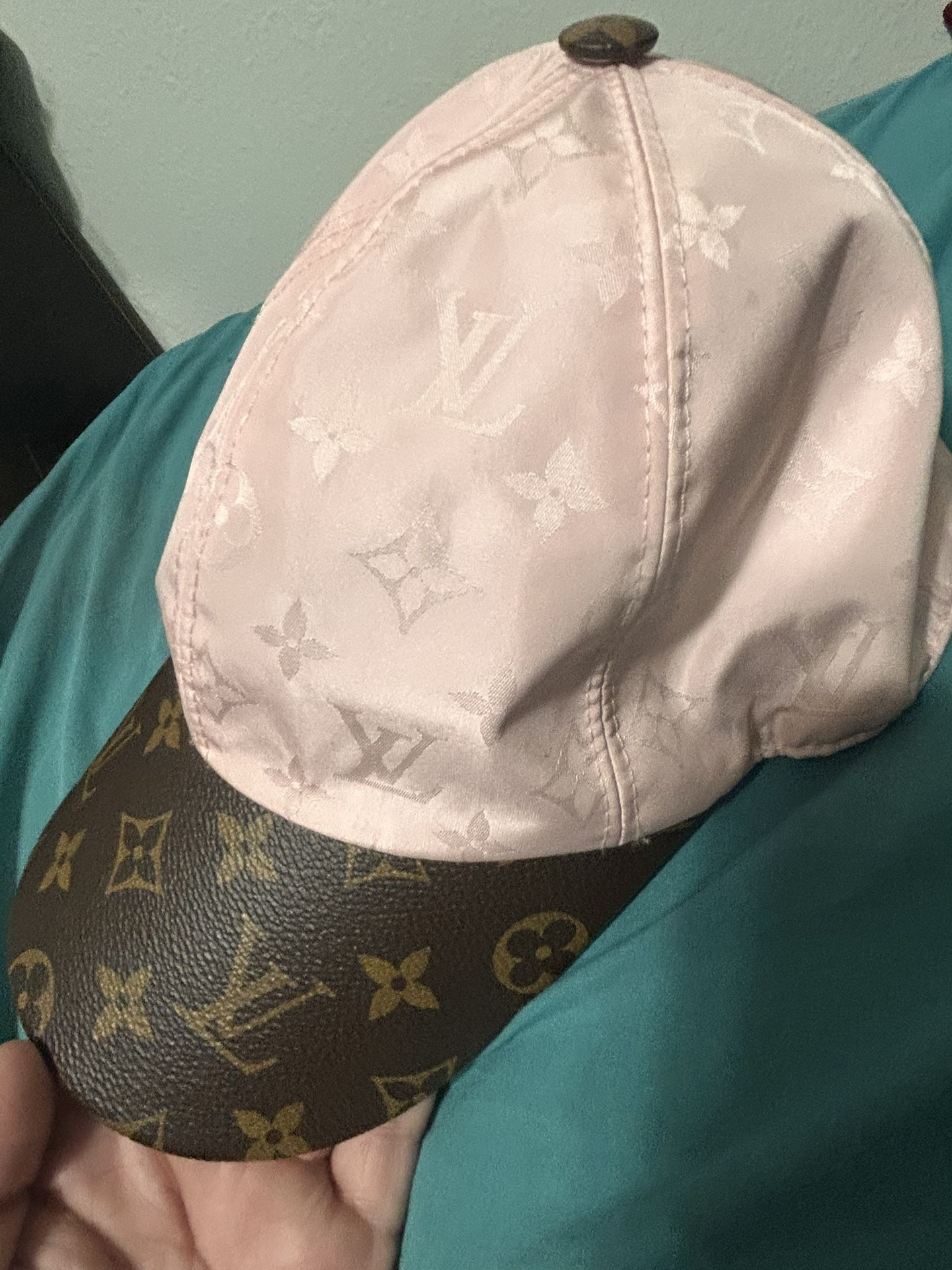 Louis Vuitton "Wild at Heart" Pink Monogram Starboard Cap, Size M.