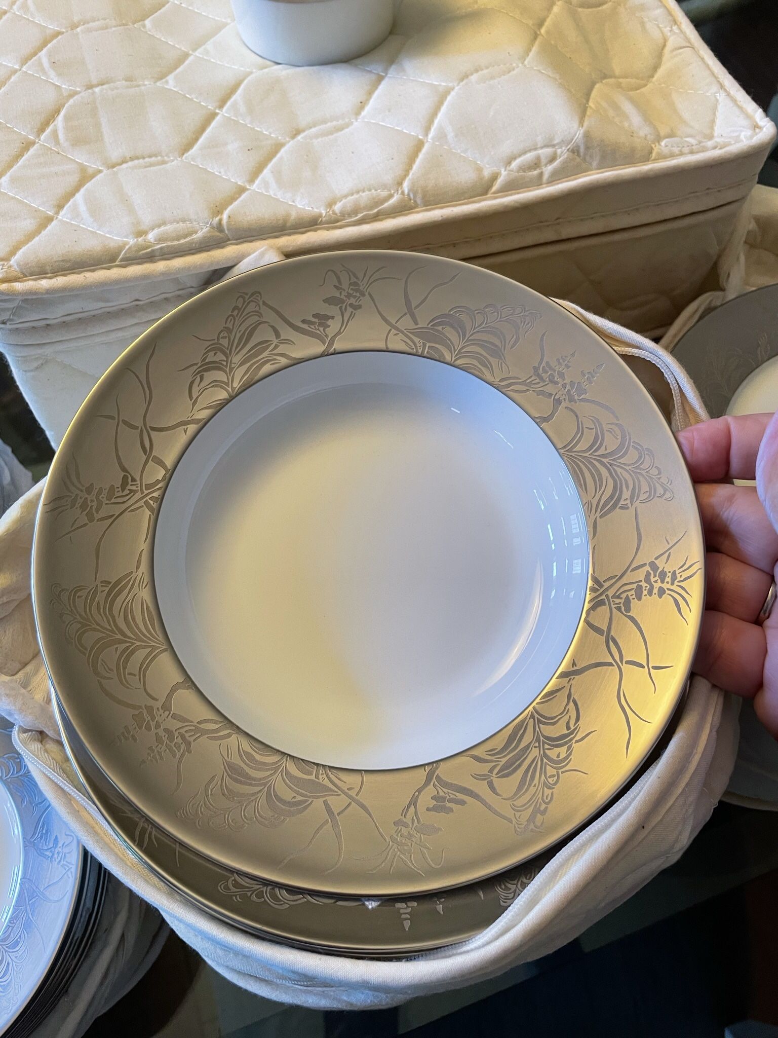 RARE NEW Khazard Platine Jean Louis COQUET, Service for 18 Dishes