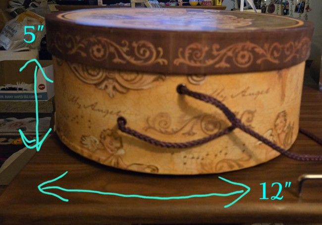 Decorative Round Angel Box