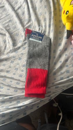 Brand New Juncture Cozy Socks – Size 6–12 – $5