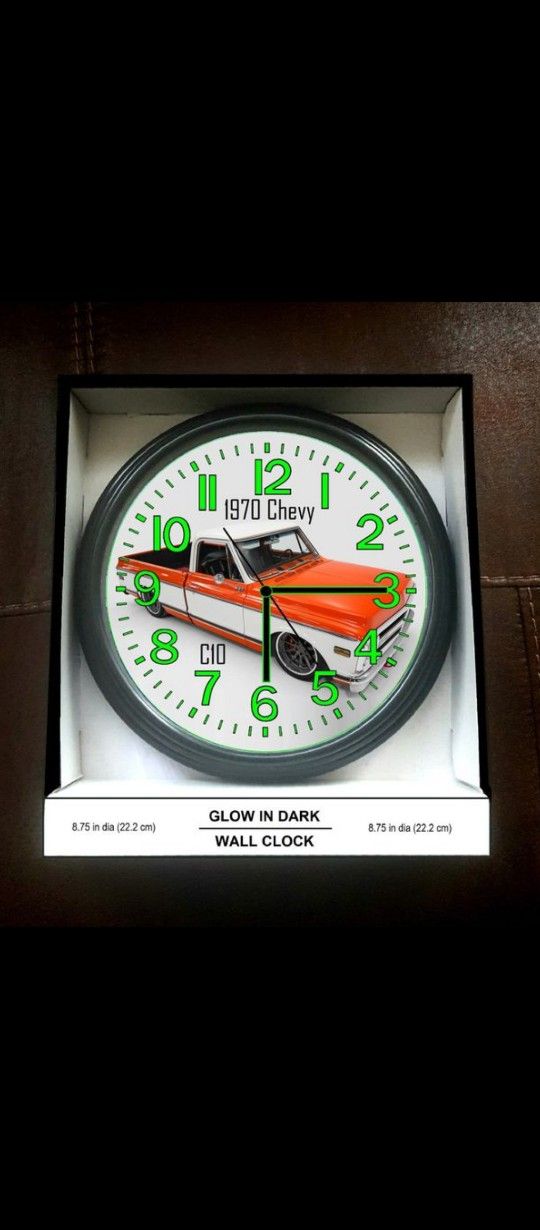 Glow In The Dark VW Volkswagen Chevrolet Chevelle Ford Torino Harley Davidson Glow In Dark Wall Clock