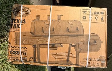 Texas Trio 4-Burner Dual Fuel Grill with Smoker in Black