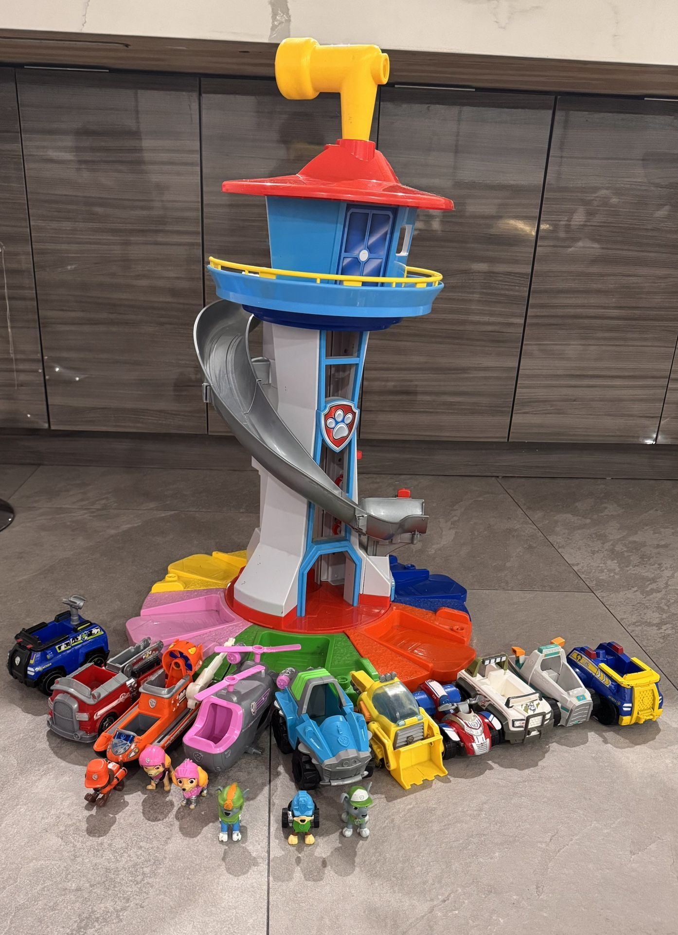 Paw Patrol Tower (big)