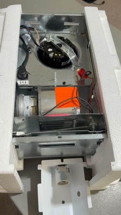 NuTone 765H80L 80 CFM Ceiling Bathroom Exhaust Fan with Light and 1300W Heater