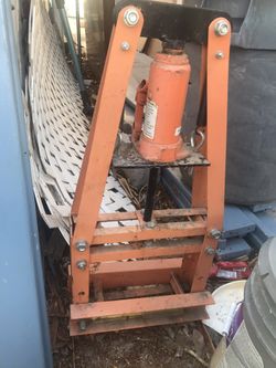 hydraulic jack
