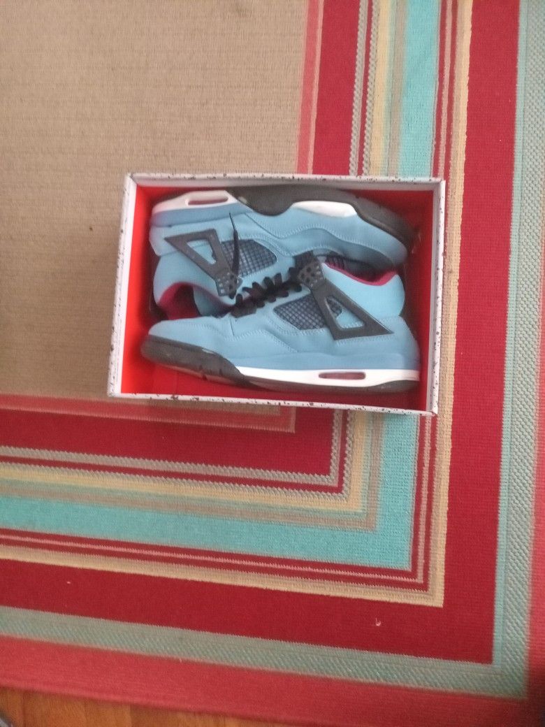 Air Jordan 4 Retro University Blue/Black