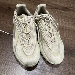 Men’s Adidas Size 7.5