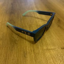 LV Glasses (blue)