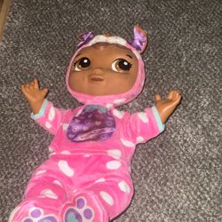 Doc Mcstuffins Doll Battery Operated Cries And Has Realistic Noises Needs Batteries
