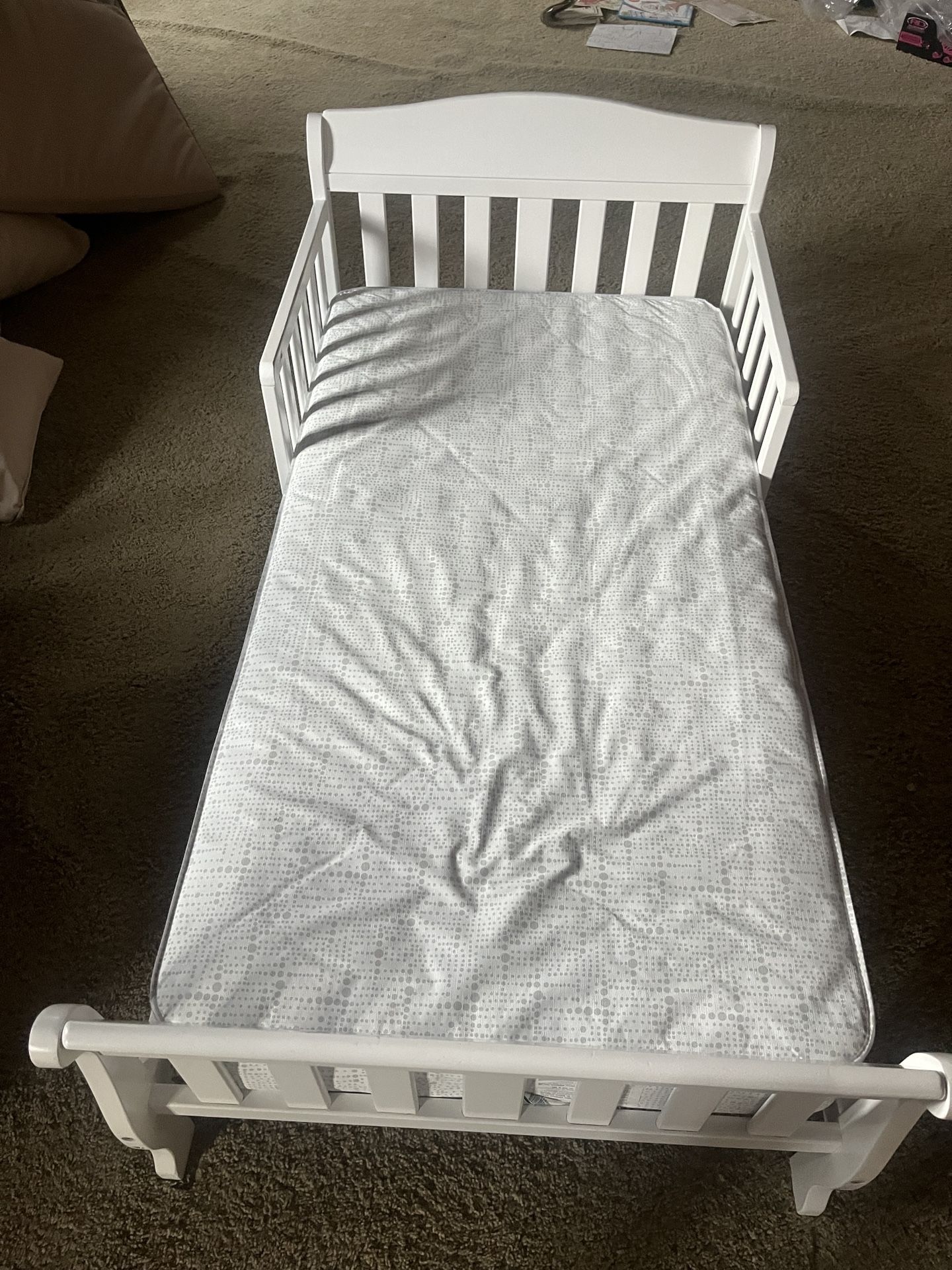Toddler Bed With Matress