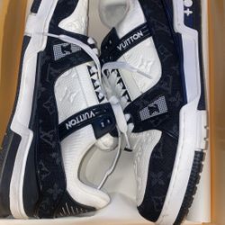 Louis Vuitton Trainers Size 10.5 