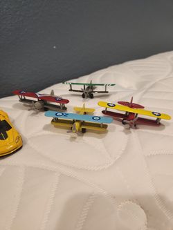 Collector Set Miniature Biplanes Airplanes Models