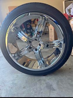 4 all-weather tires 22” with chrome rims
