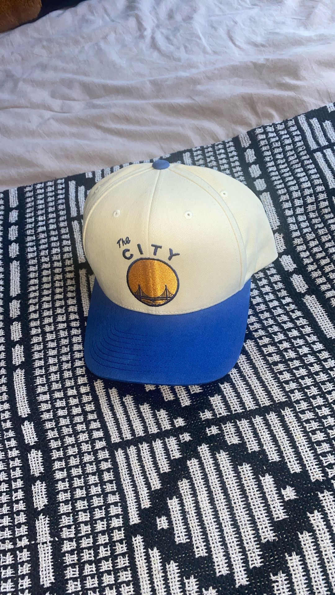 GOLDEN STATE WARRIORS MITCHELL AND NESS SNAPBACK HAT