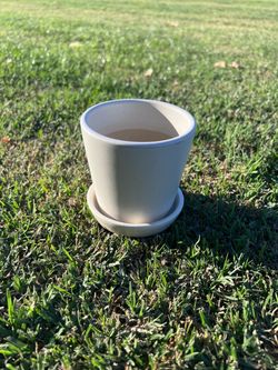 Mini ceramic pot