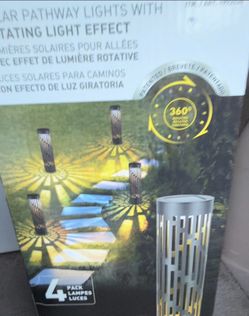 SOLAR PATHWAY LIGHTS WITH ROTATING LIGHT EFFECT