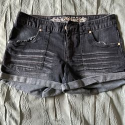 Women’s shorts