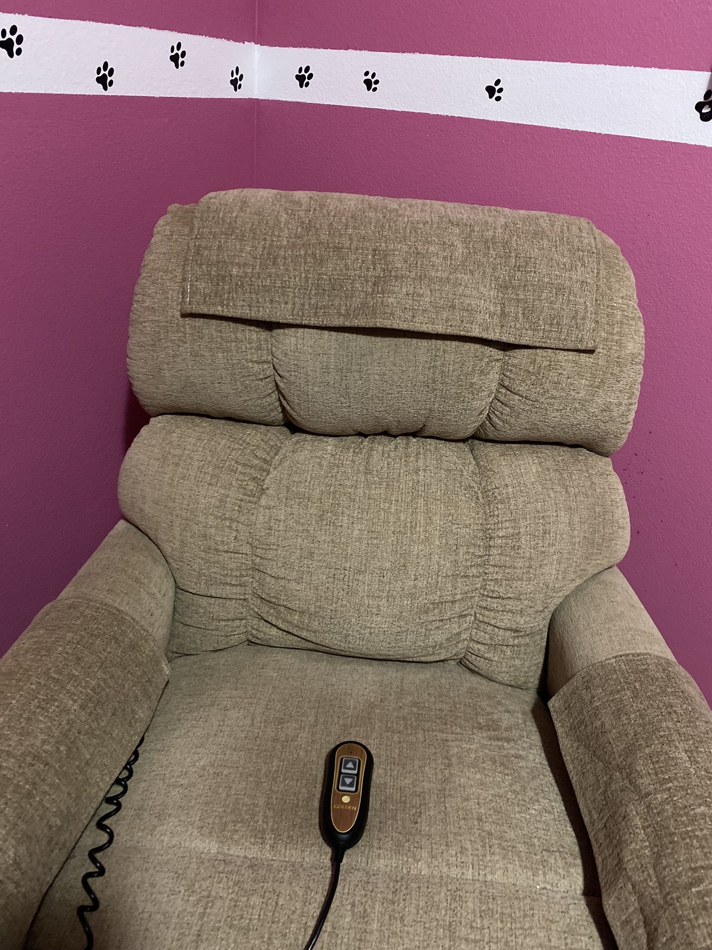 LIFT CHAIR- Very Nice!