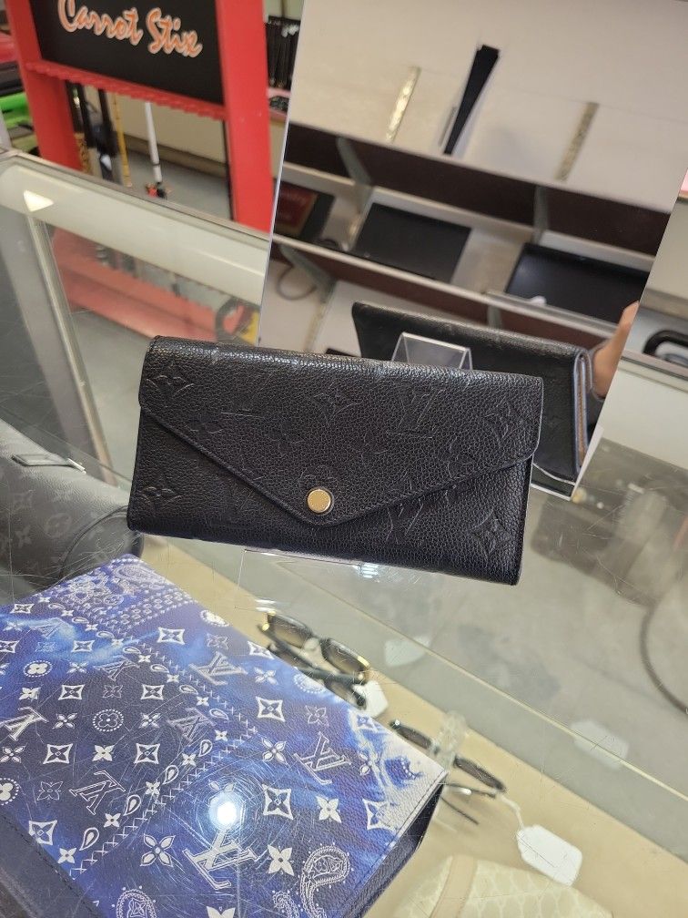 Louis Vuitton Wallet